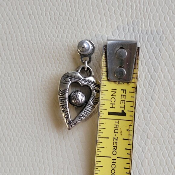 Vintage 90s Y2K Silver Heart Dangle Earrings Tribal cutecore Valentines Day - Picture 3 of 3